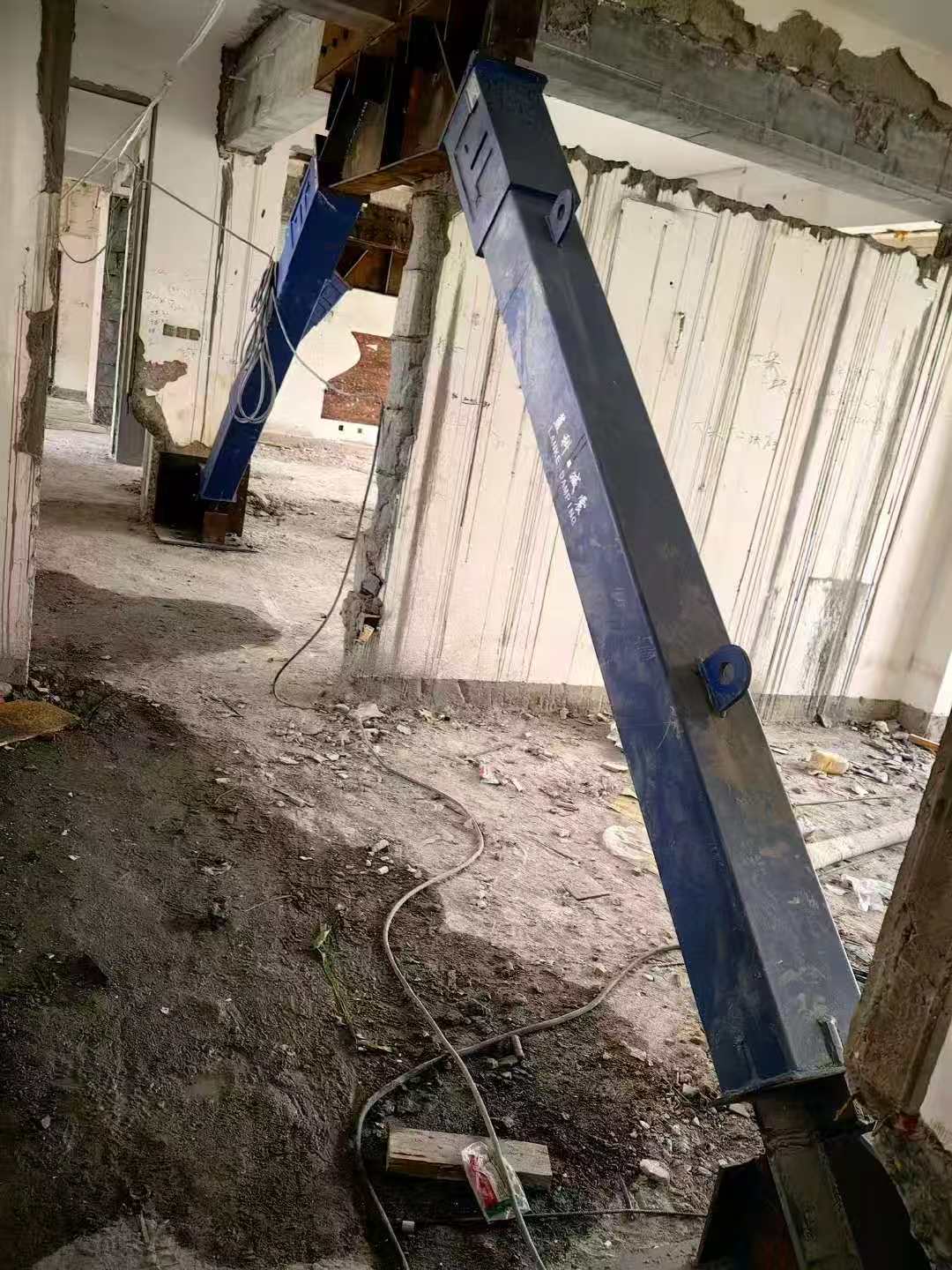 固安柱子粘钢加固施工工艺